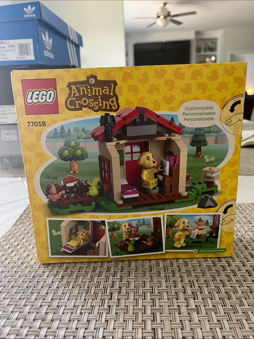 Lego Animal Crossing Cozy House in Tan and Red